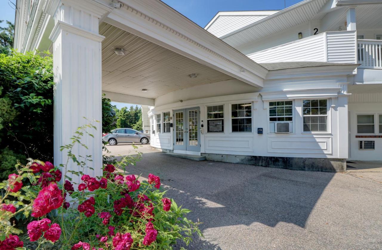 Hamilton Village Inn ノースキングスタウン エクステリア 写真